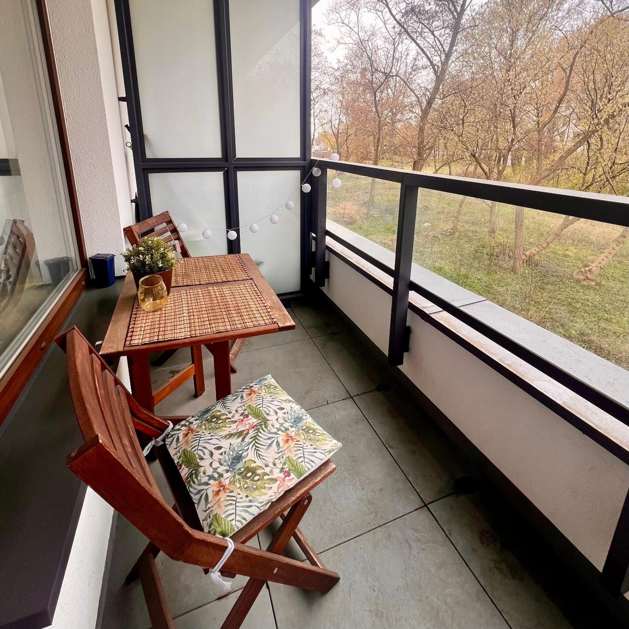 Stylowe Studio Krzemieniecka, Metro Slodowiec, Free Parking By Cosmo Spirit Варшава Екстериор снимка
